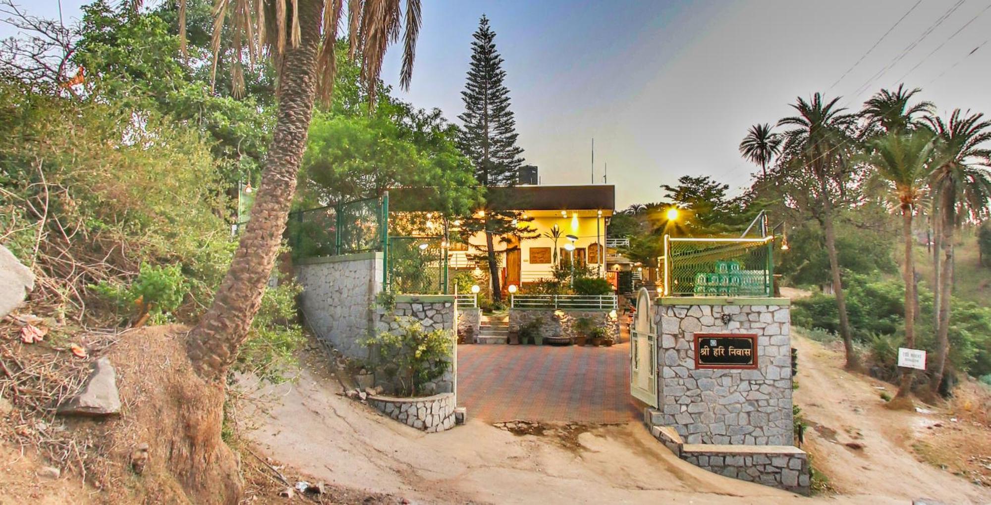 Hari Niwas - A Boutique Garden Resort Abu Zewnętrze zdjęcie