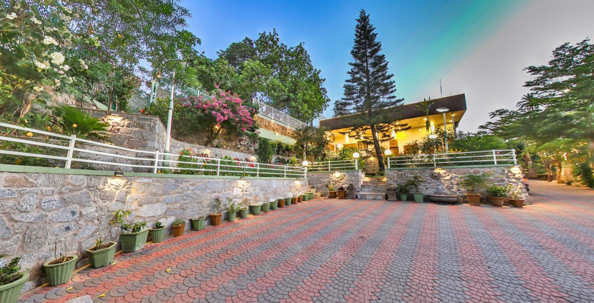 Hari Niwas - A Boutique Garden Resort Abu Zewnętrze zdjęcie